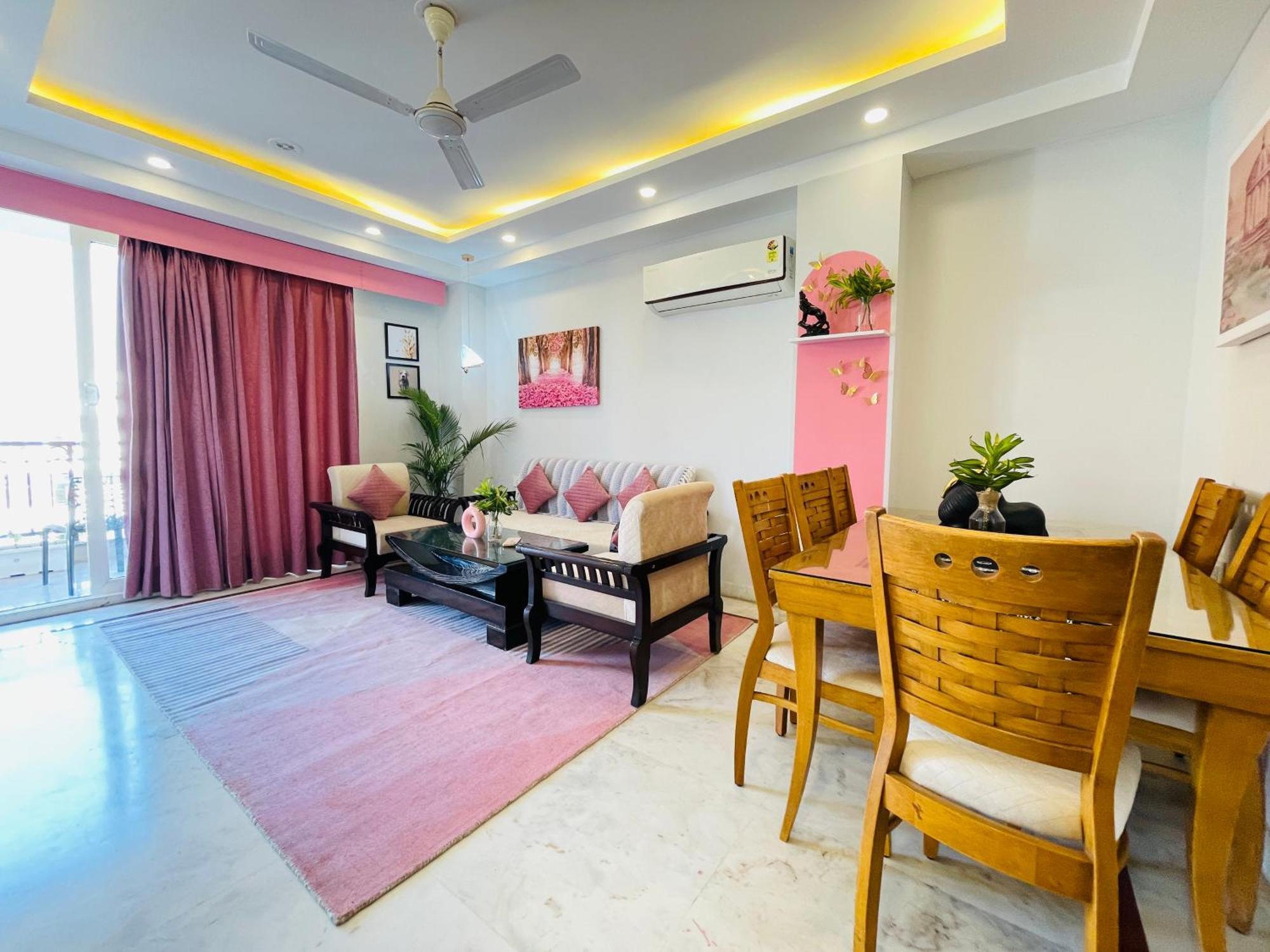 Bedchambers Medicity Serviced Apartments In Гургаон Экстерьер фото
